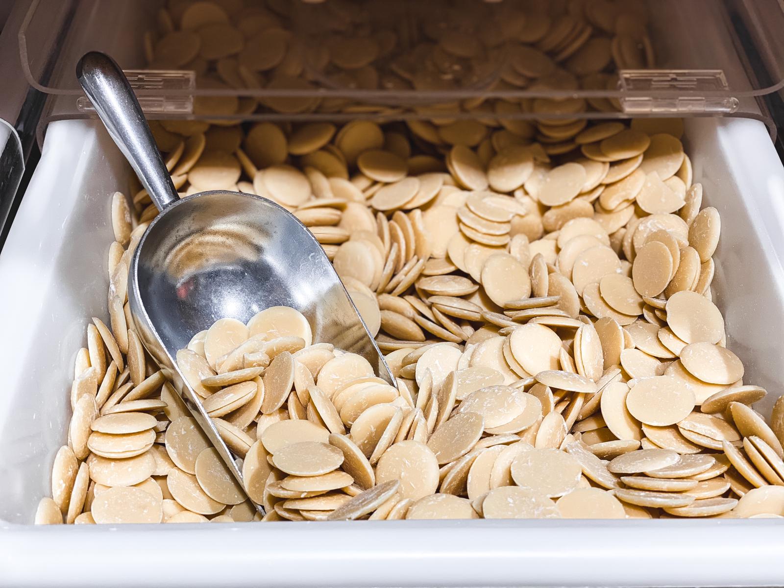 Vegan White Chocolate Buttons Scoop Wholefoods Bristol